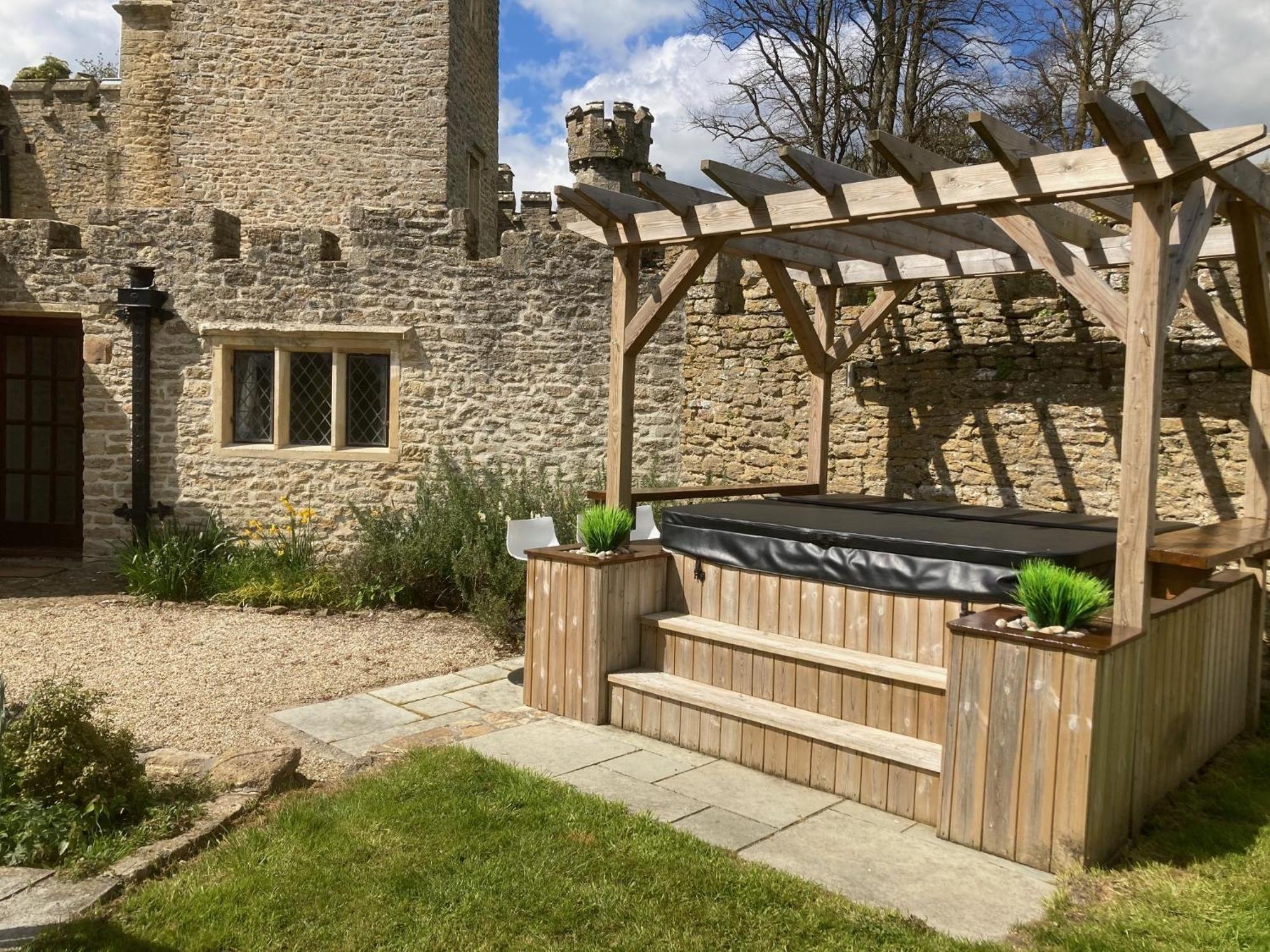 Orchardleigh Estate Hotel Frome Exterior photo