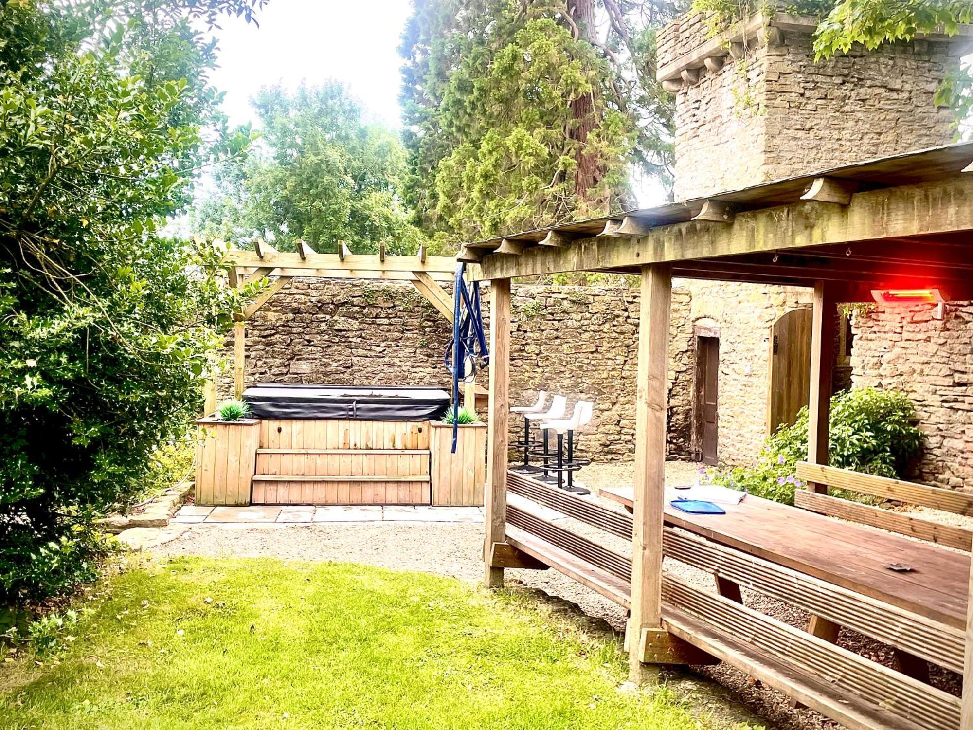 Orchardleigh Estate Hotel Frome Exterior photo